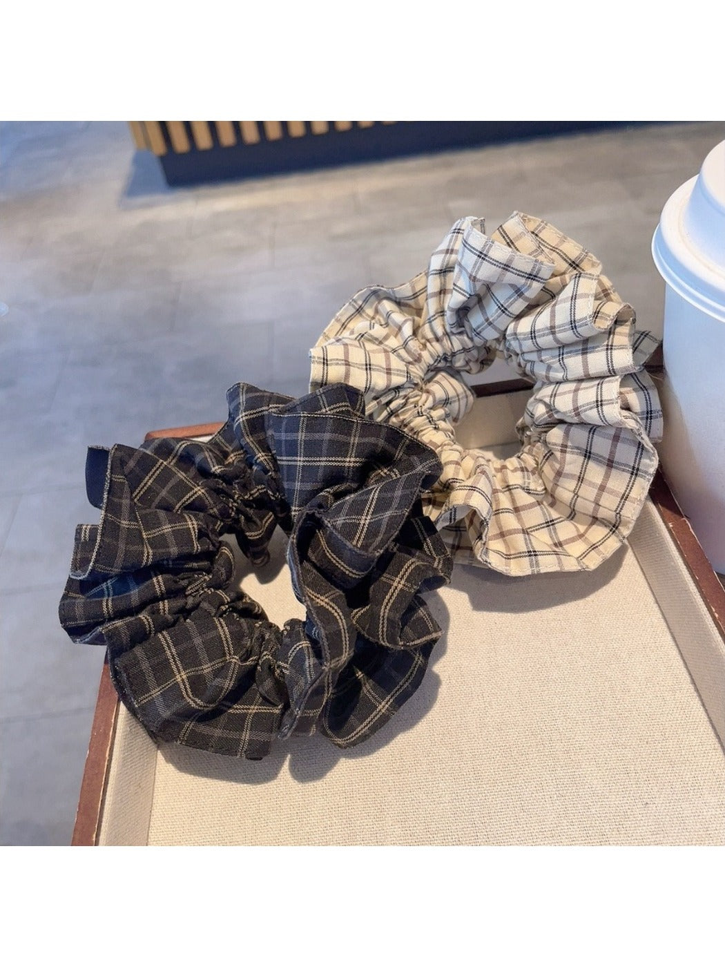 Gifty - Vintage Tartan Pleated Hair Scrunchie