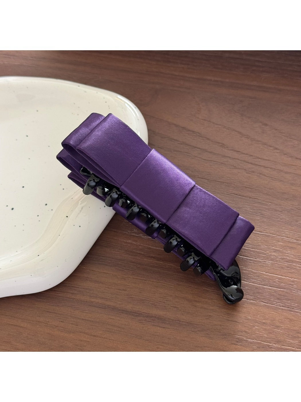 Beau - Sleek Bow Design Plastic Banana Clip