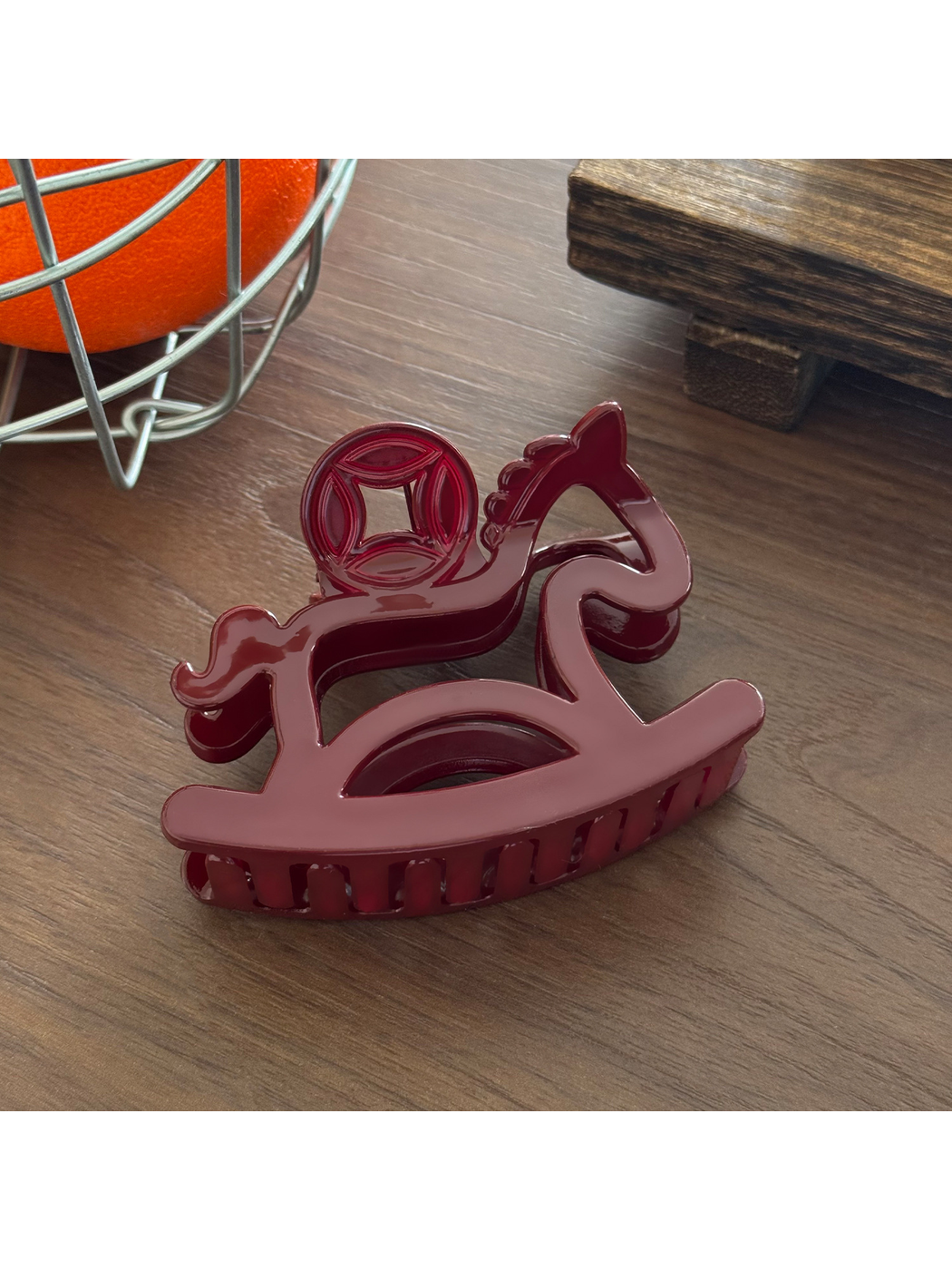 Beau - Openwork Rocking Horse Plastic Claw Clip