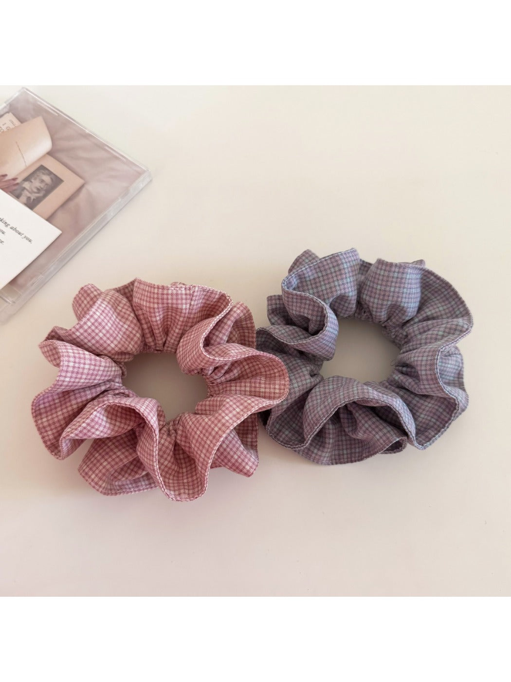 Gifty - Chic Cute Plaid Scrunchie