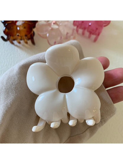 Beau - Cute Minimalist Flower Hair Claw Clip