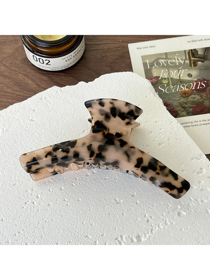 Beau - Elegant Colored Arched Claw Clip