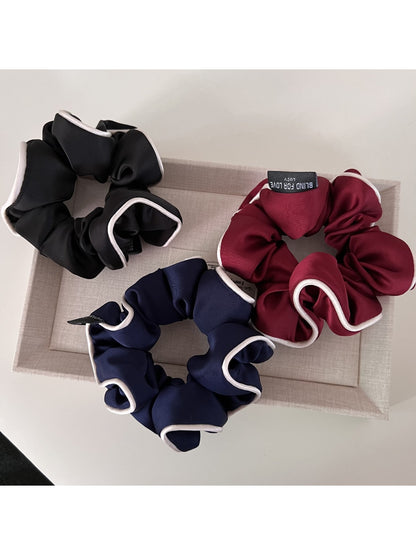 Gifty - Luxury Satin Scrunchie Hair Ties