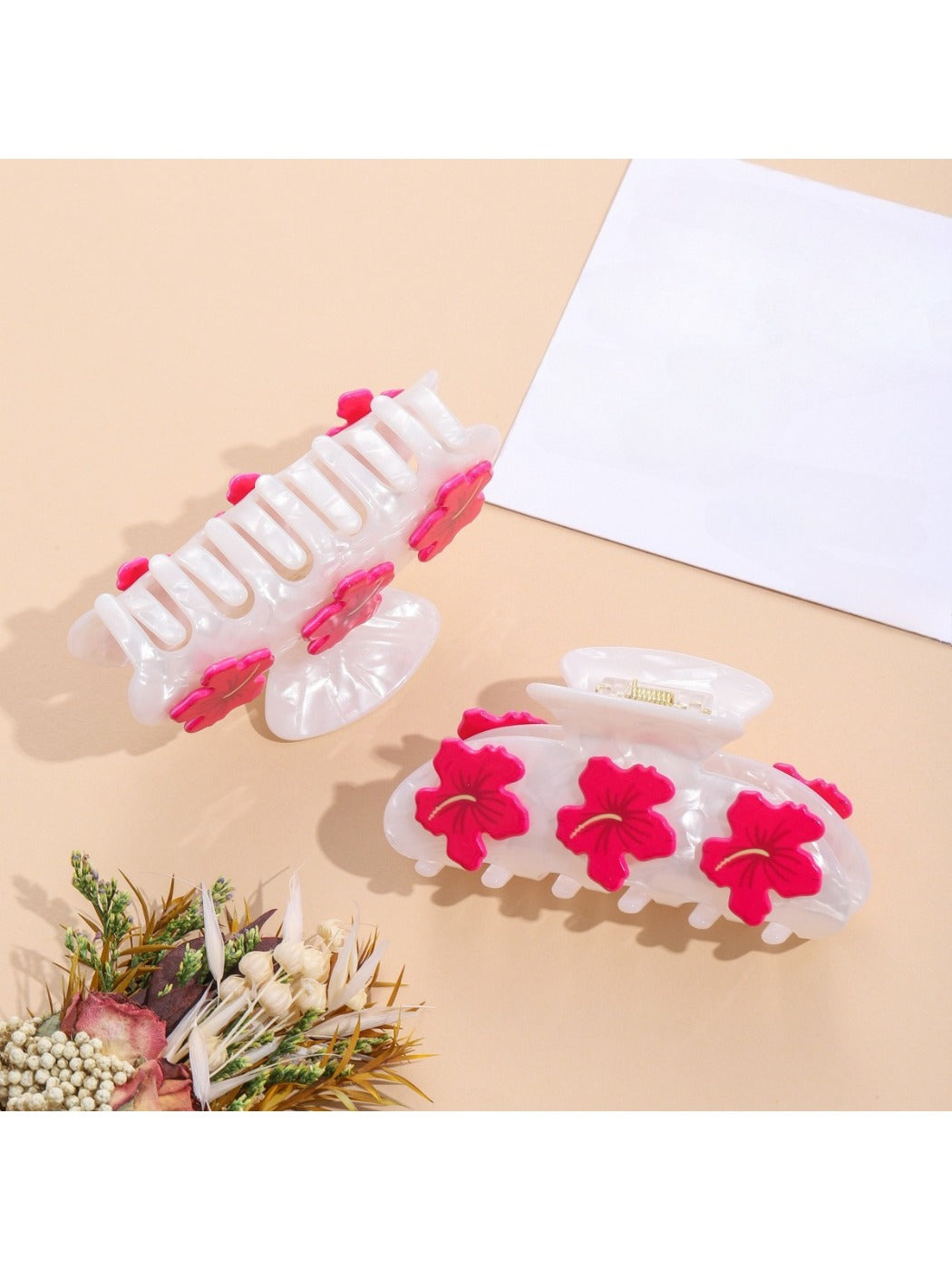 Beau - Minimalist Floral Design Claw Clip