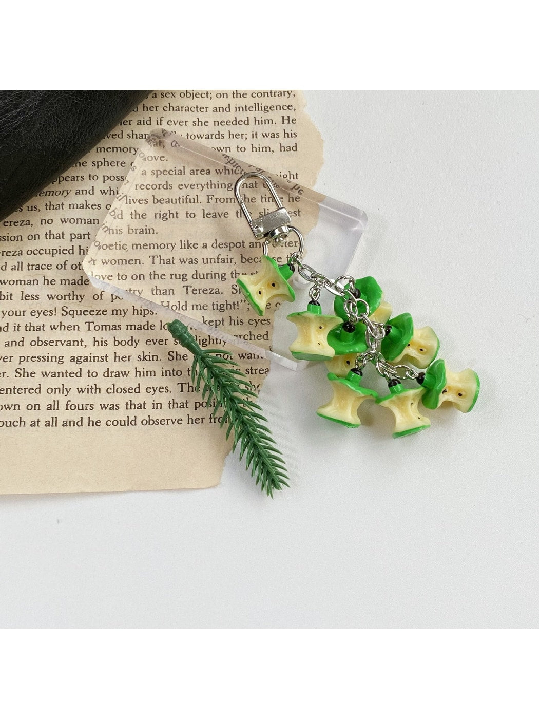 Keypus - Cute Fruit Apple Keychain Bag Charm