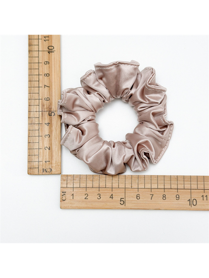 Gifty - Ruffled Gloss Finish Elastic Hair Scrunchie