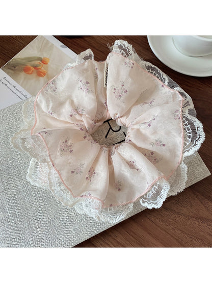 Gifty - Spring Floral Ruffle Scrunchies