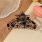 Beau - Elegant Flower Shaped Long Strip Claw Clip
