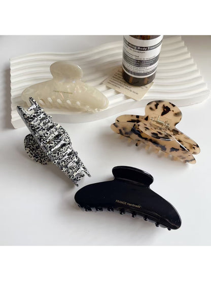 Beau - Retro Half Moon Shaped Hair Claw Clip
