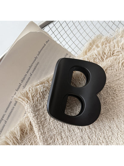 Beau - Minimalist B Shaped Hair Claw Clip