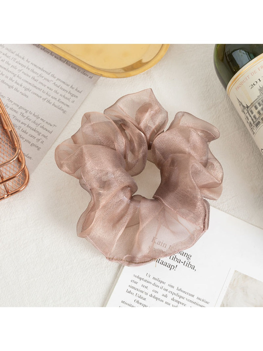 Gifty - Solid Glossy Versatile Scrunchie
