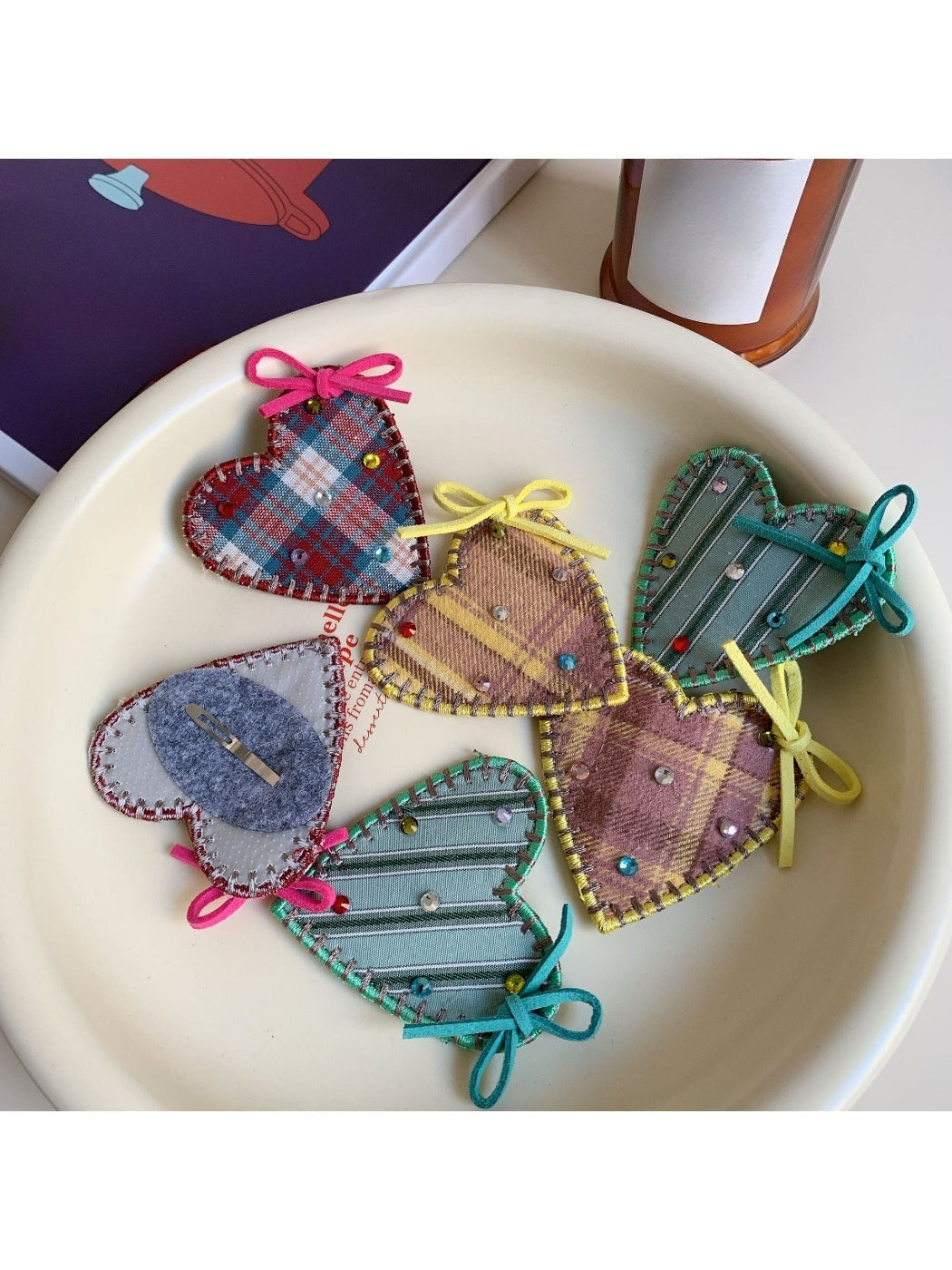 Beau - Plaid Bow Heart-Shaped Hair Clip