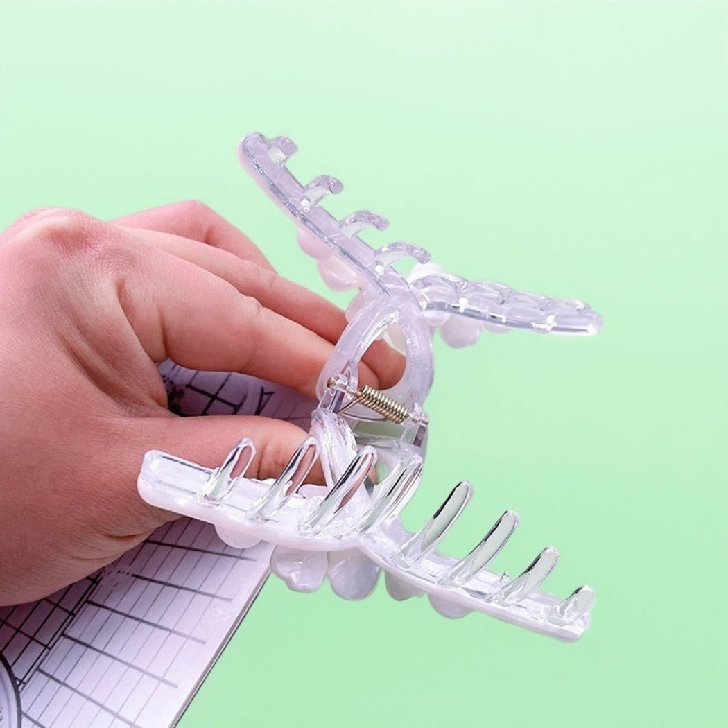 Beau - Floral Pearl Hair Claw Clips