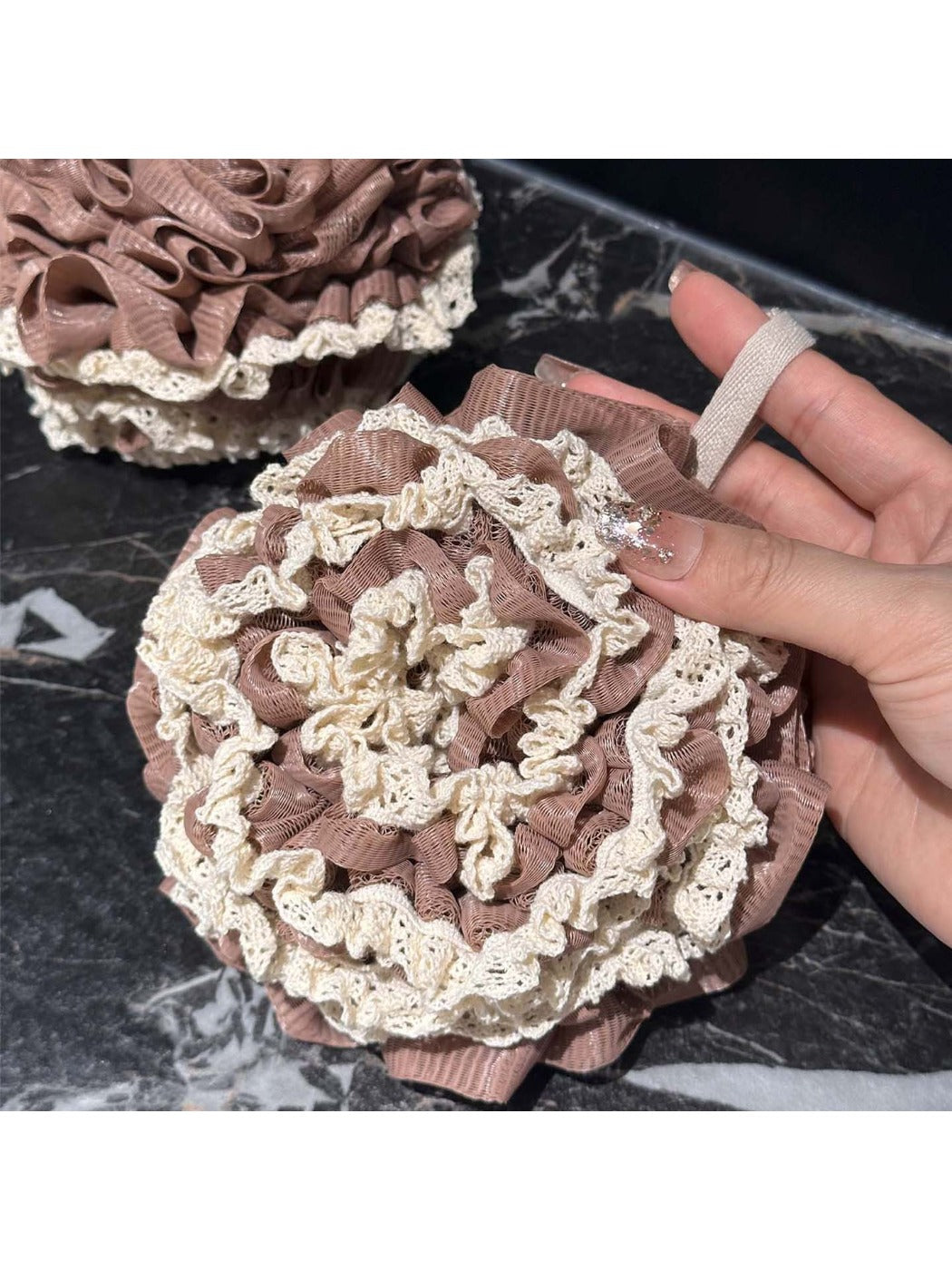 Papo - Luxury Lace Bath Pouf