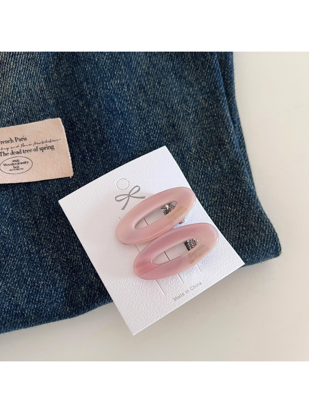 Beau - Dainty Openwork Oval Hair Clip