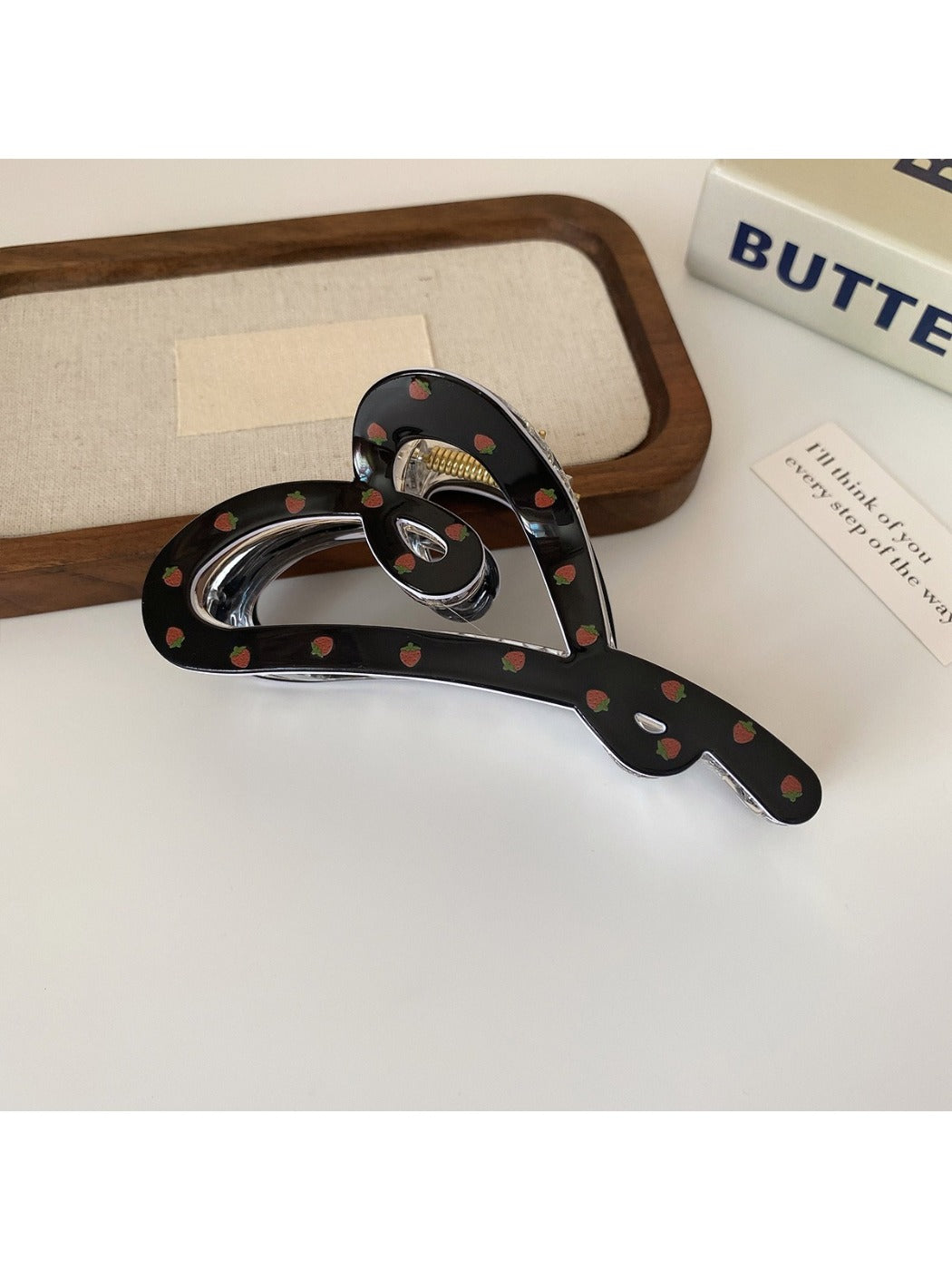 Beau - Large Heart Shaped Claw Clip