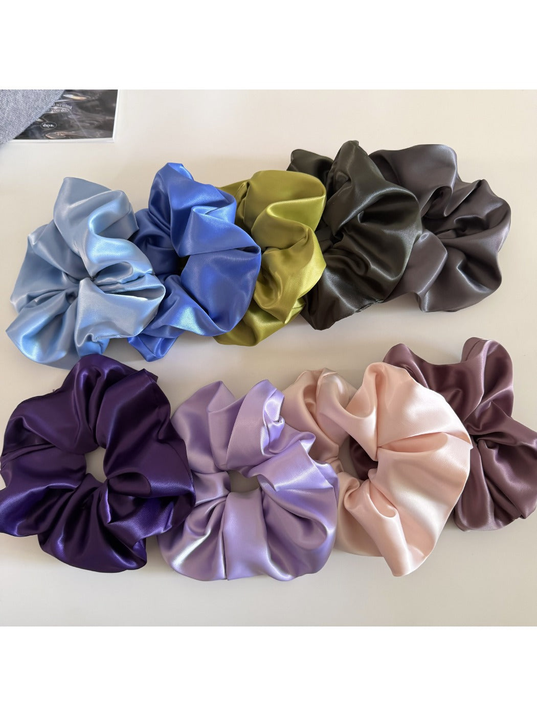 Gifty - Colorful Satin Spiral-Shaped Hair Tie