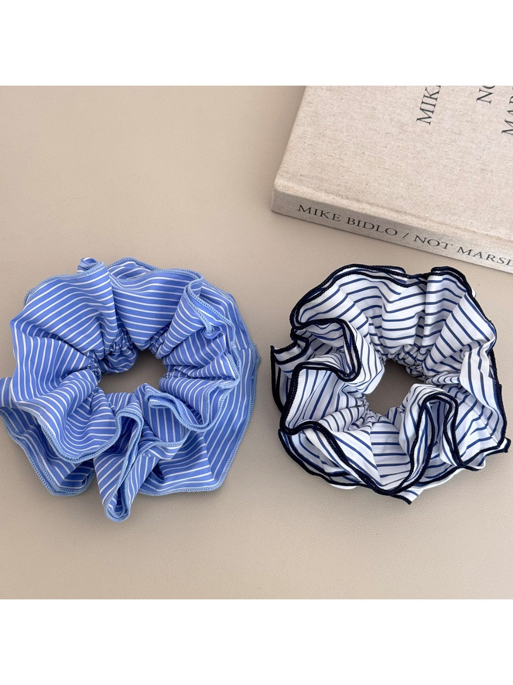 Gifty - Fashionable Fabric Striped Scrunchie