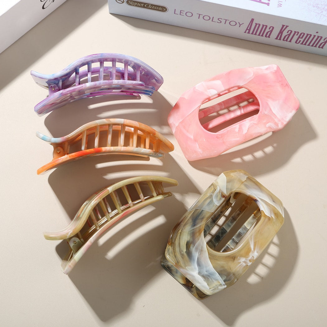 Beau - Marble Pattern Geometric Oval Hair Clip