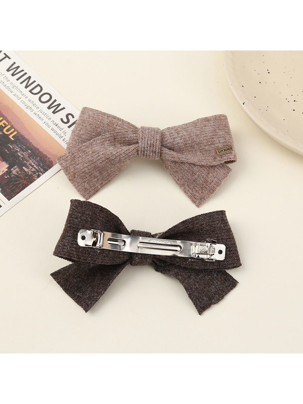 Beau - Simple Bow Updo Styling Claw Hair Clip