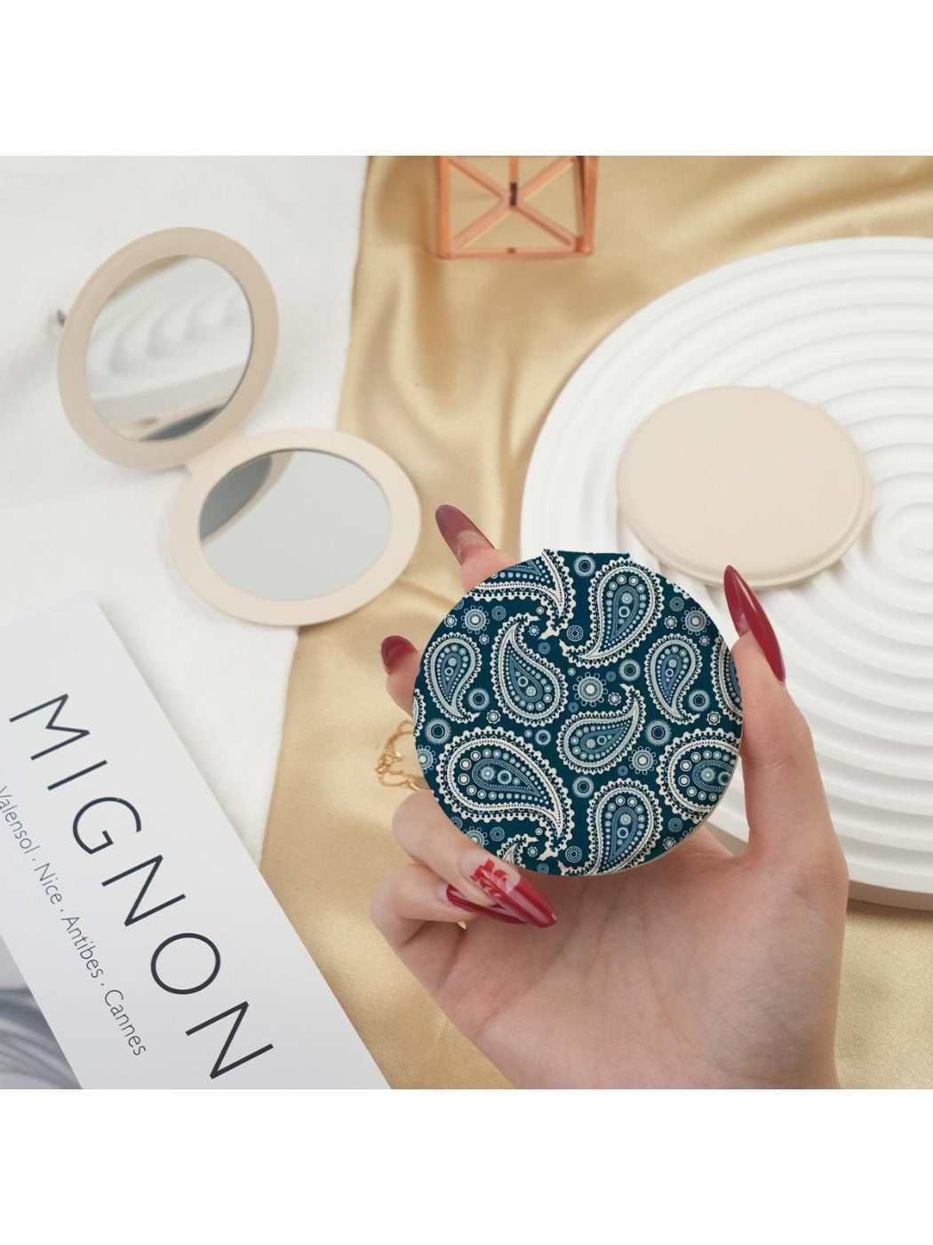 Mirroray - Vintage Teardrop Motif Compact Mirror