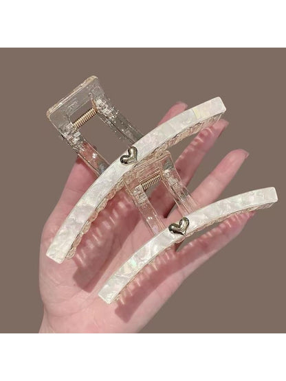 Beau - PVC Heart Detail Bar Style Claw Clip