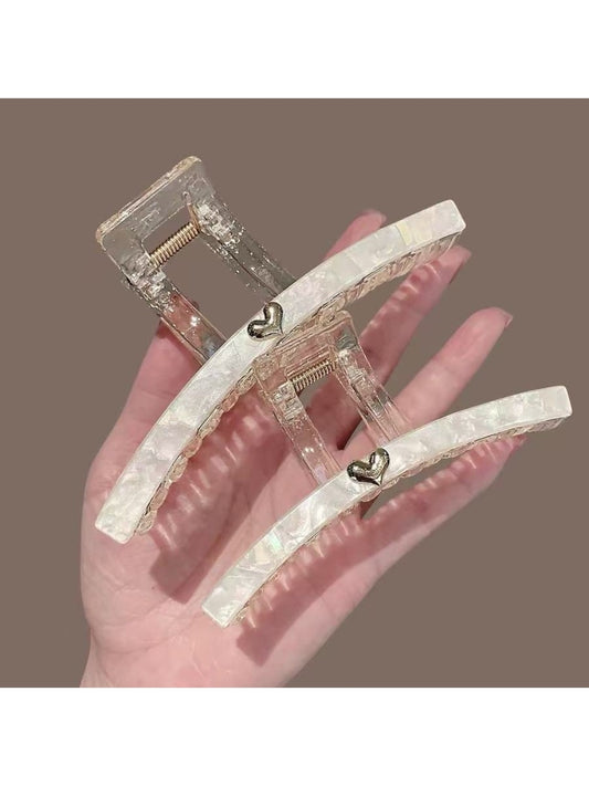 Beau - PVC Heart Detail Bar Style Claw Clip