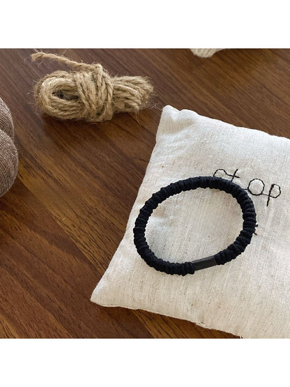 Gifty - Colorful Minimalist Ruched Hair Tie