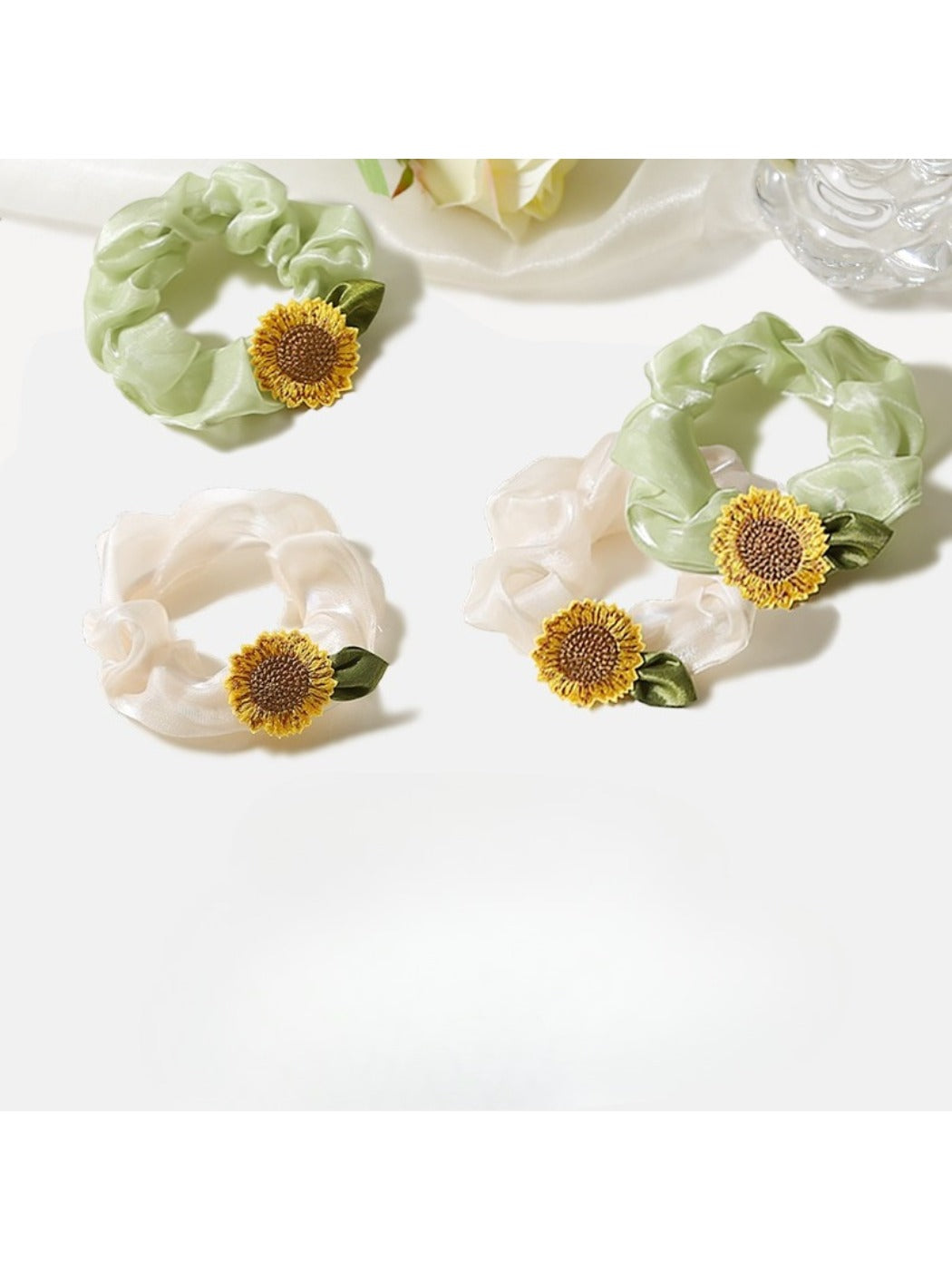 Gifty - Sweet Sunflower Scrunchie Hair Tie