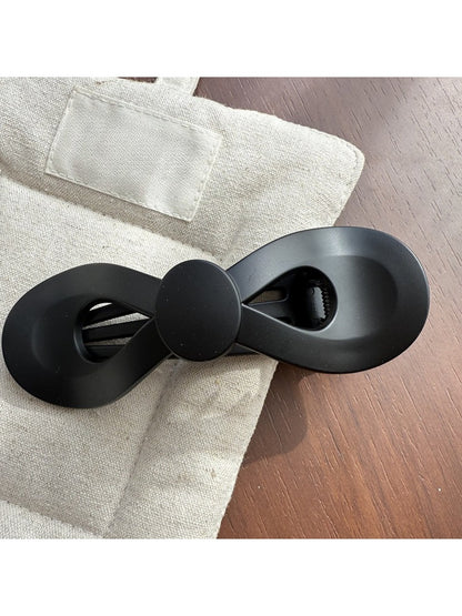 Beau - Vintage Flat Bow Hair Claw Clip