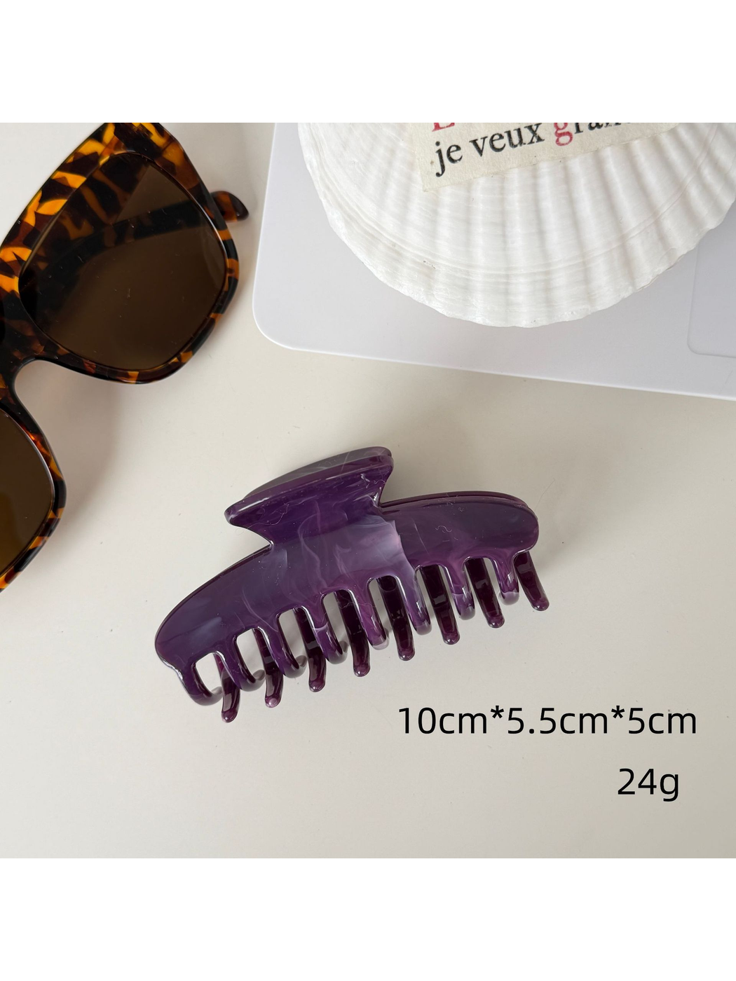 Beau - Marbled Glossy Plastic Hair Claw Clip