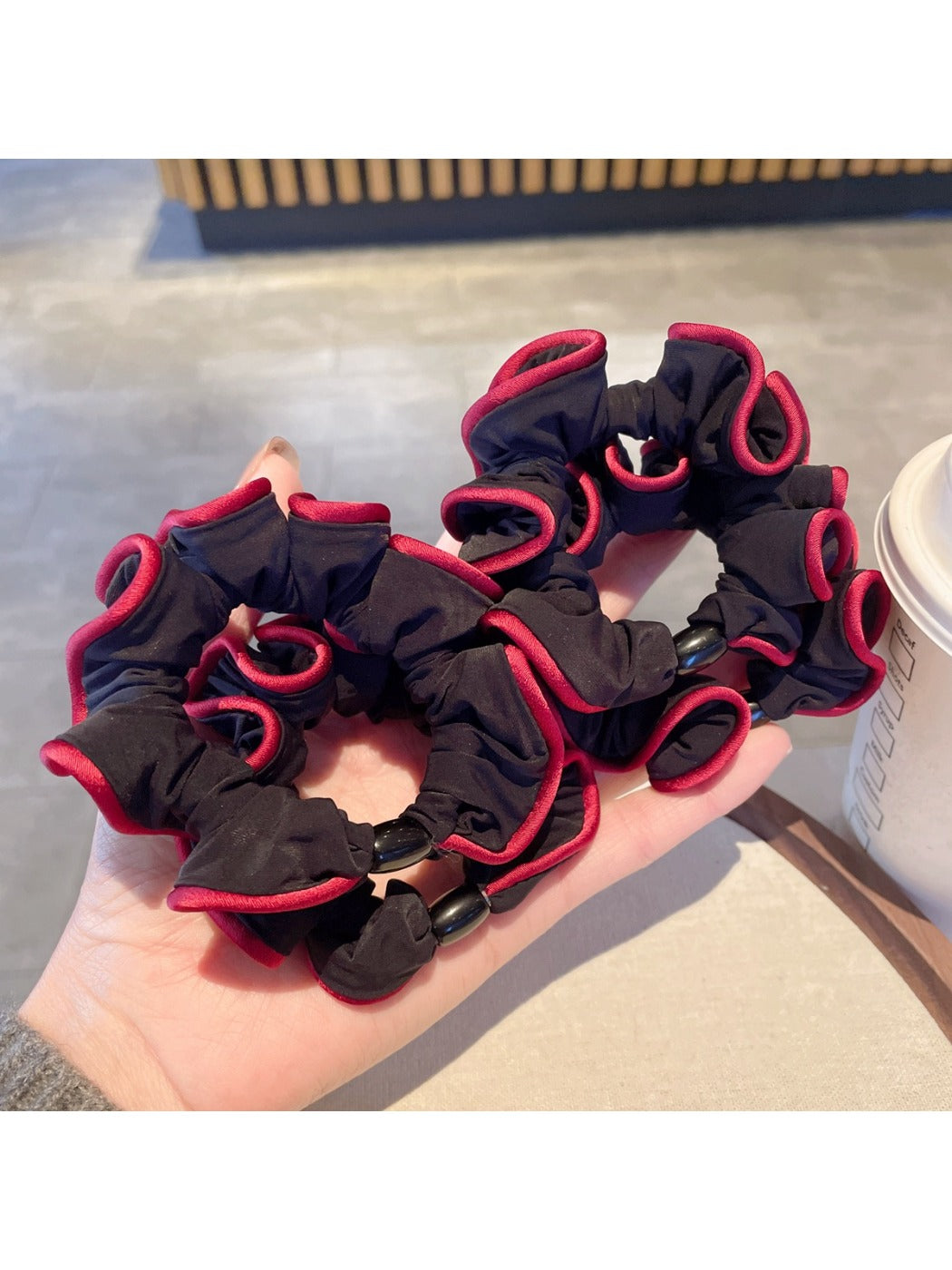 Gifty - Contrast Color Ruched Scrunchies