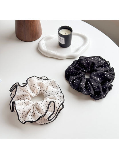 Gifty - Four Layer Wave Dot Hair Circle