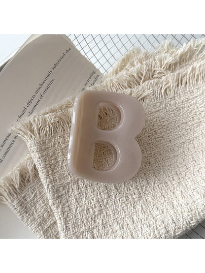 Beau - Minimalist B Shaped Hair Claw Clip