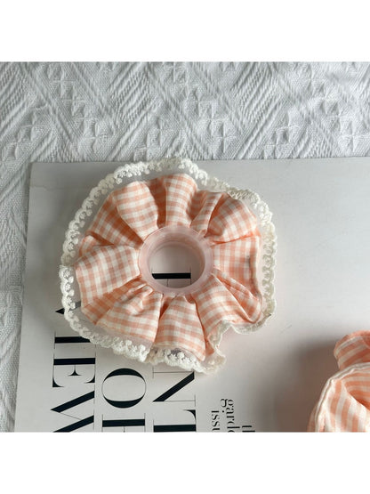 Gifty - Checkered Lace Edge Decorative Scrunchie