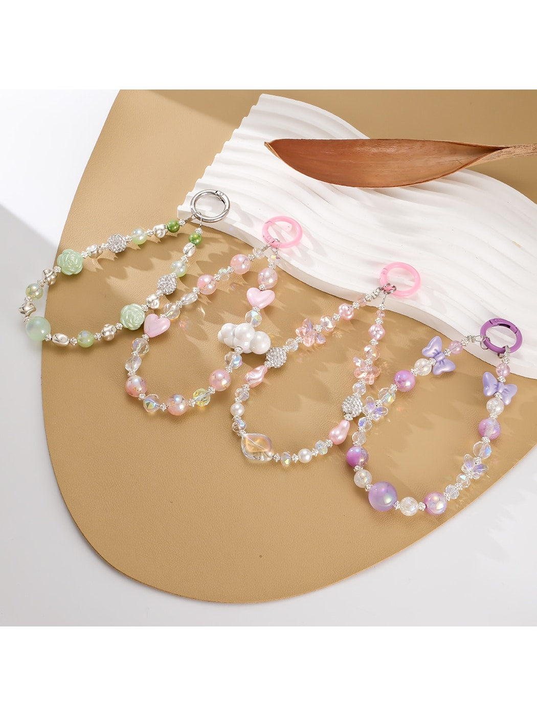 Keypus - Plastic Bead Heart Accent Phone Hanging Charm