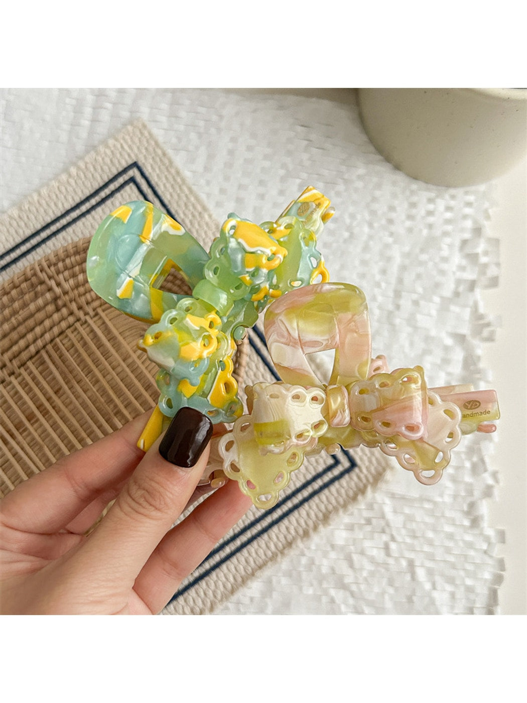 Beau - Decorative Bow Shape Acetate Alloy Claw Clip