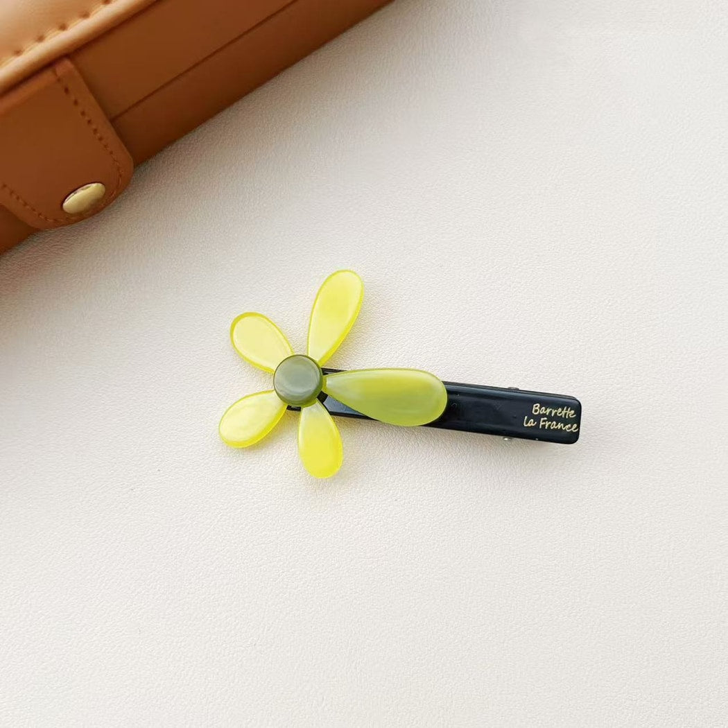 Beau - Sweet Flower Design Hair Clip