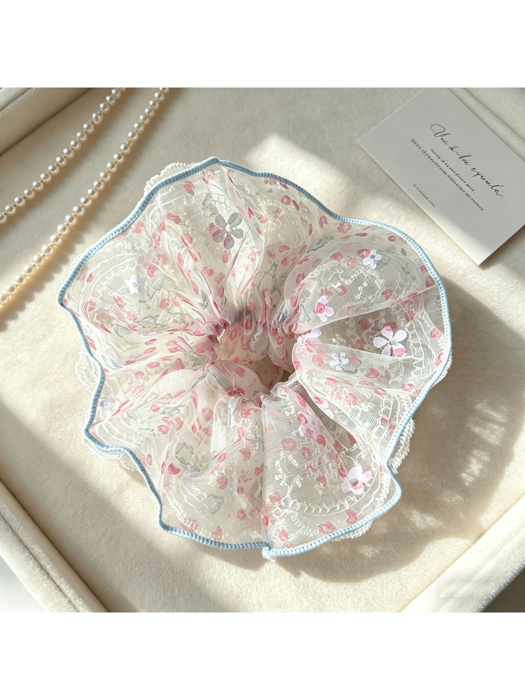 Gifty - Lace Trim Floral Gathered Scrunchie