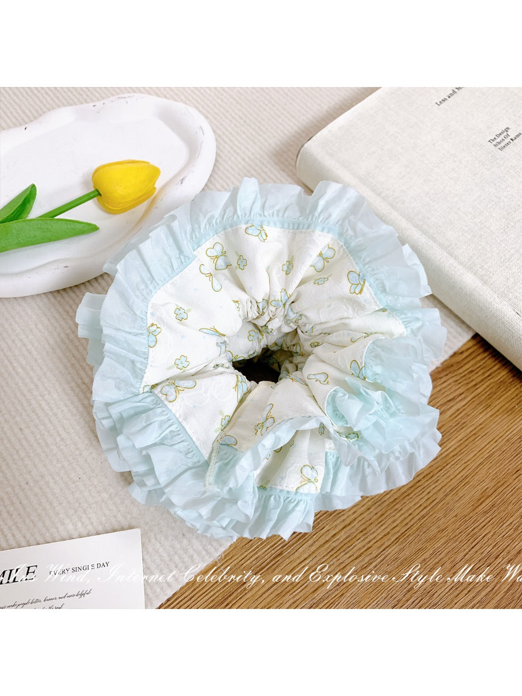 Gifty - Small Butterfly  Pattern Hair Circle