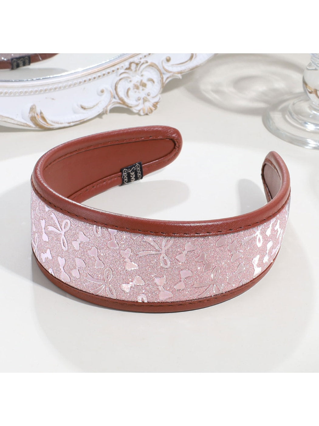 Gifty - Elegant Wide Faux Leather Bow Accent Headband