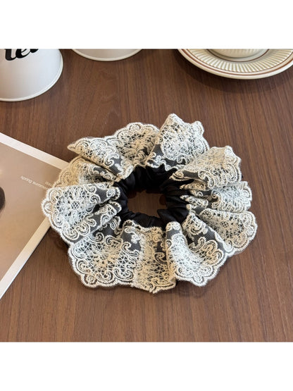 Gifty - Four Layer Lace Mesh Light Luxury Hair Circle