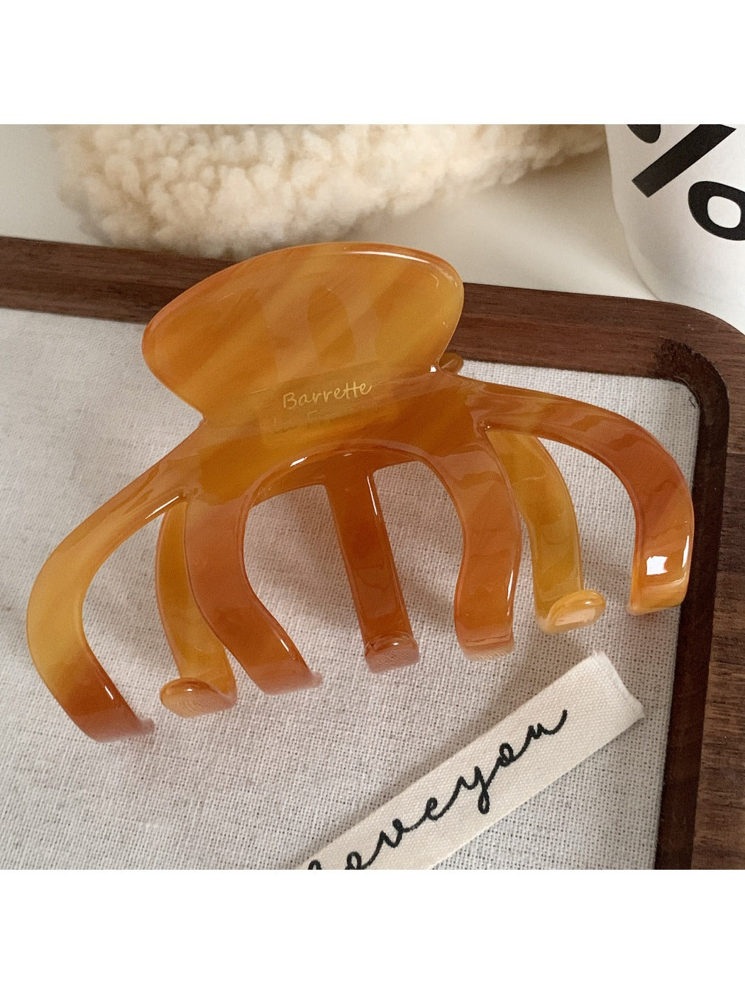 Beau - Maillard Oversized Hair Clip