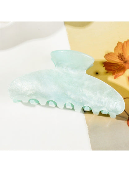 Beau - Trendy Acrylic Hair Clips