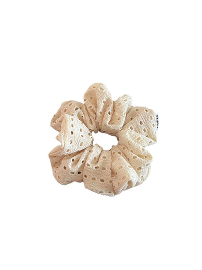 Gifty - Sweet Hollow Lace Scrunchie