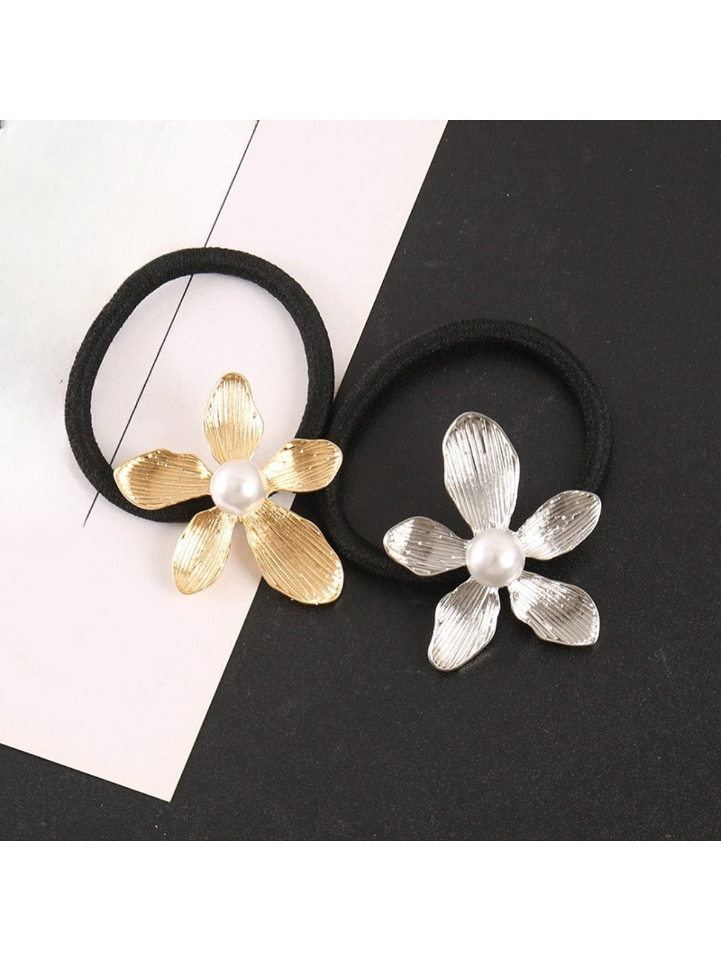 Gifty - Adorable Flower-Shaped Hair Tie
