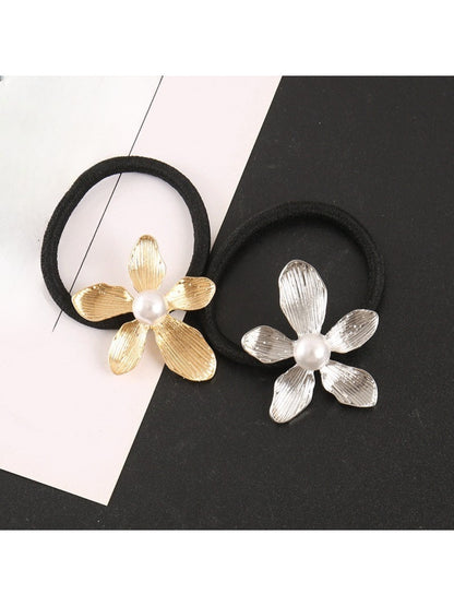 Gifty - Adorable Flower-Shaped Hair Tie