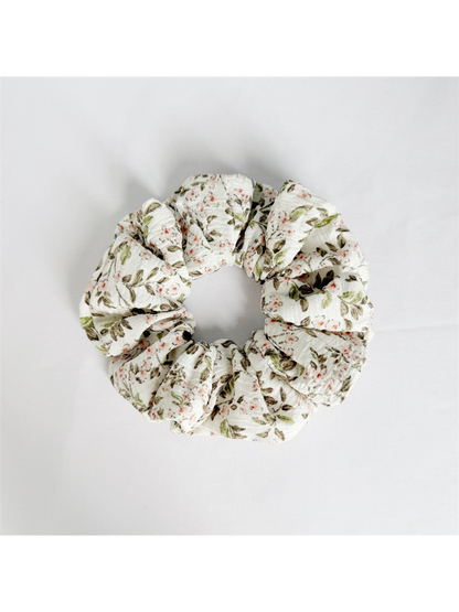 Gifty - Floral High Stretch Polyester Scrunchie