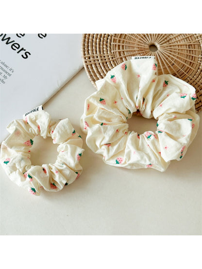 Gifty - Cute Strawberry Hair Scrunchie
