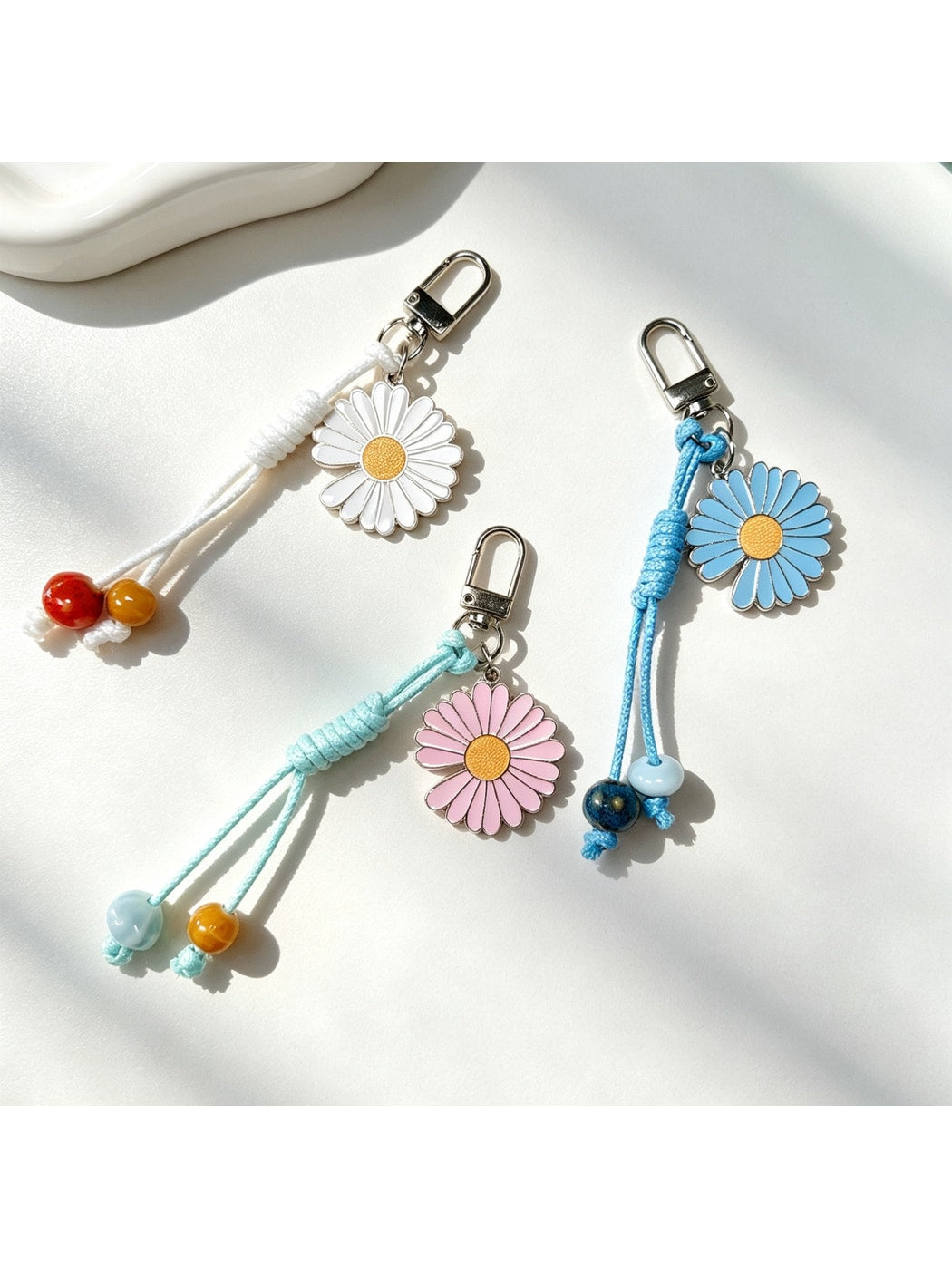 Keypus - Daisy Pendant Phone and Bag Charm Keychain